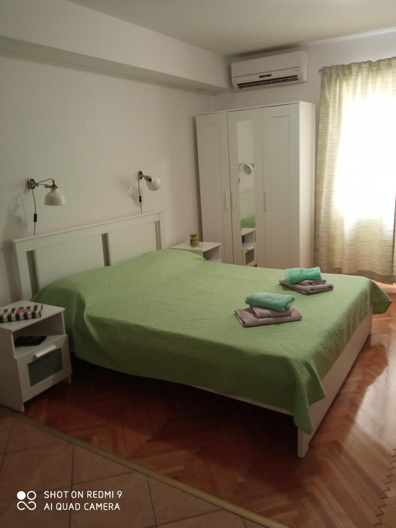 Studios Ana Mari Komiža Værelse billede